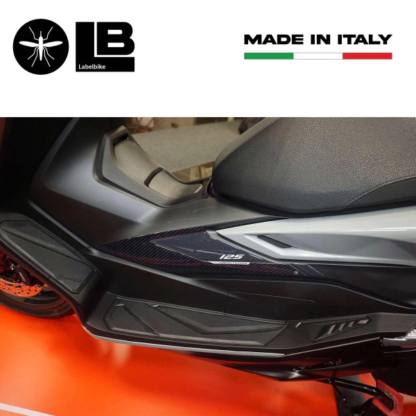 Stickers 3D Protections latérales Boomerang compatibles avec Honda Forza 125 2022-23