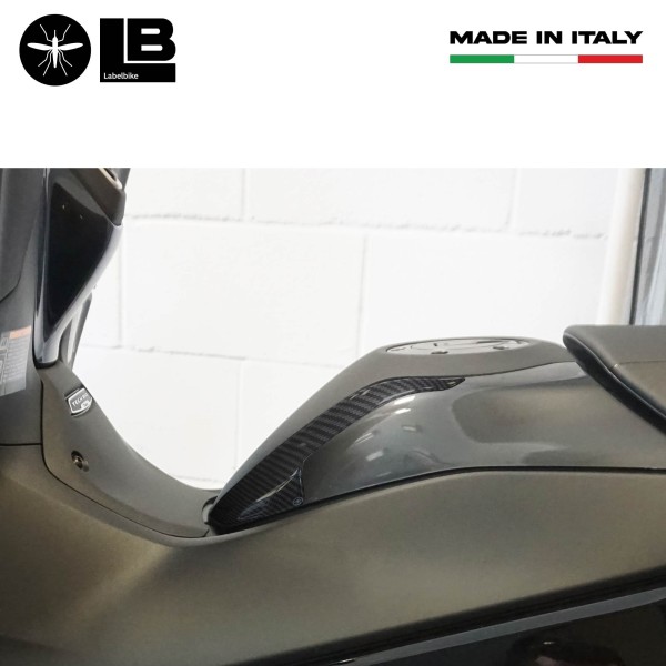 Pegatinas 3D Protectores laterales Túnel Stud compatible con Yamaha Tmax 2022-5