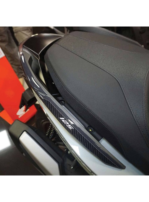 Adesivi 3D Protezioni Maniglie posteriori compatibili con Honda Forza 125 2022