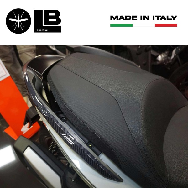 3D Aufkleber Griffschützer hinten kompatibel mit Honda Forza 125 2022