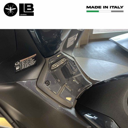 Adesivi 3D Protezioni Pedana centrale scooter compatibili con Yamaha Tmax 2022-5