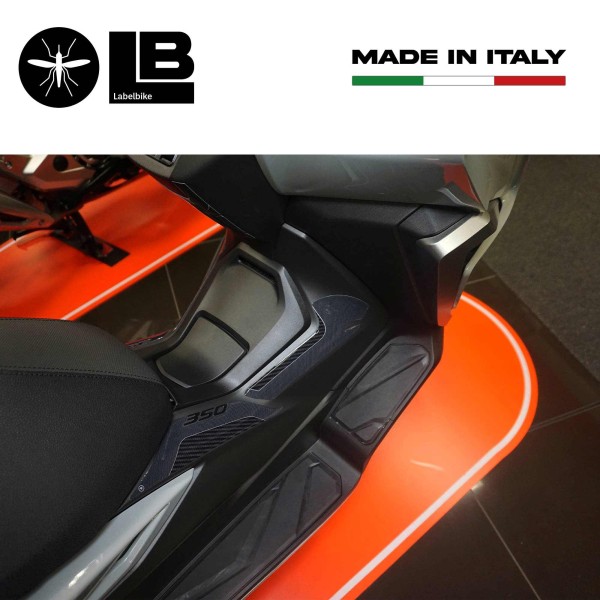 3D stickers centre tunnel side area compatible with Honda Forza 350 2022-25