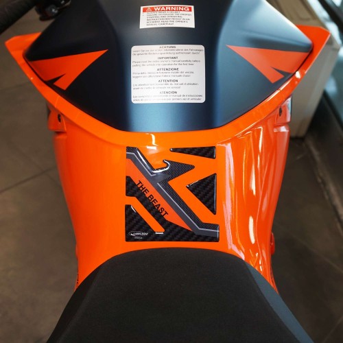                             3D αυτοκόλλητο Tank Guard LOW συμβατό με τη μοτοσικλέτα KTM 1290 Super Duke R 2021
                          