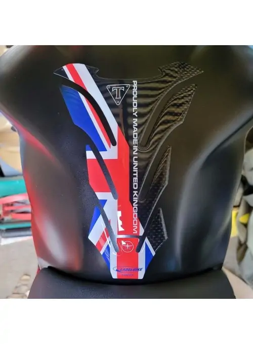 ADESIVO 3D PARASERBATOIO COMPATIBILE CON MOTO TRIUMPH - UNION JACK CARBON