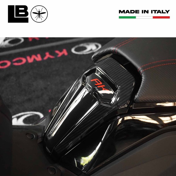 Pegatina 3D Protector Puerta Depósito compatible con Kymco Ak550 Premium