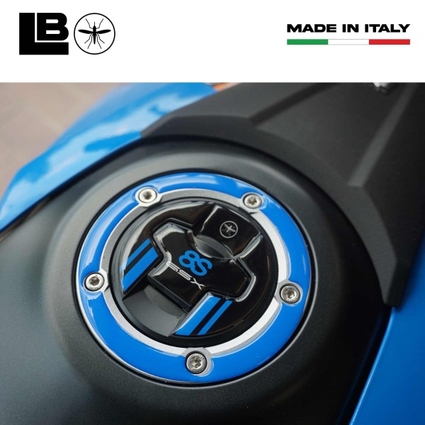 Adhesive Gel 3D Tank cap protection motorbike compatible with Suzuki GSX-8S