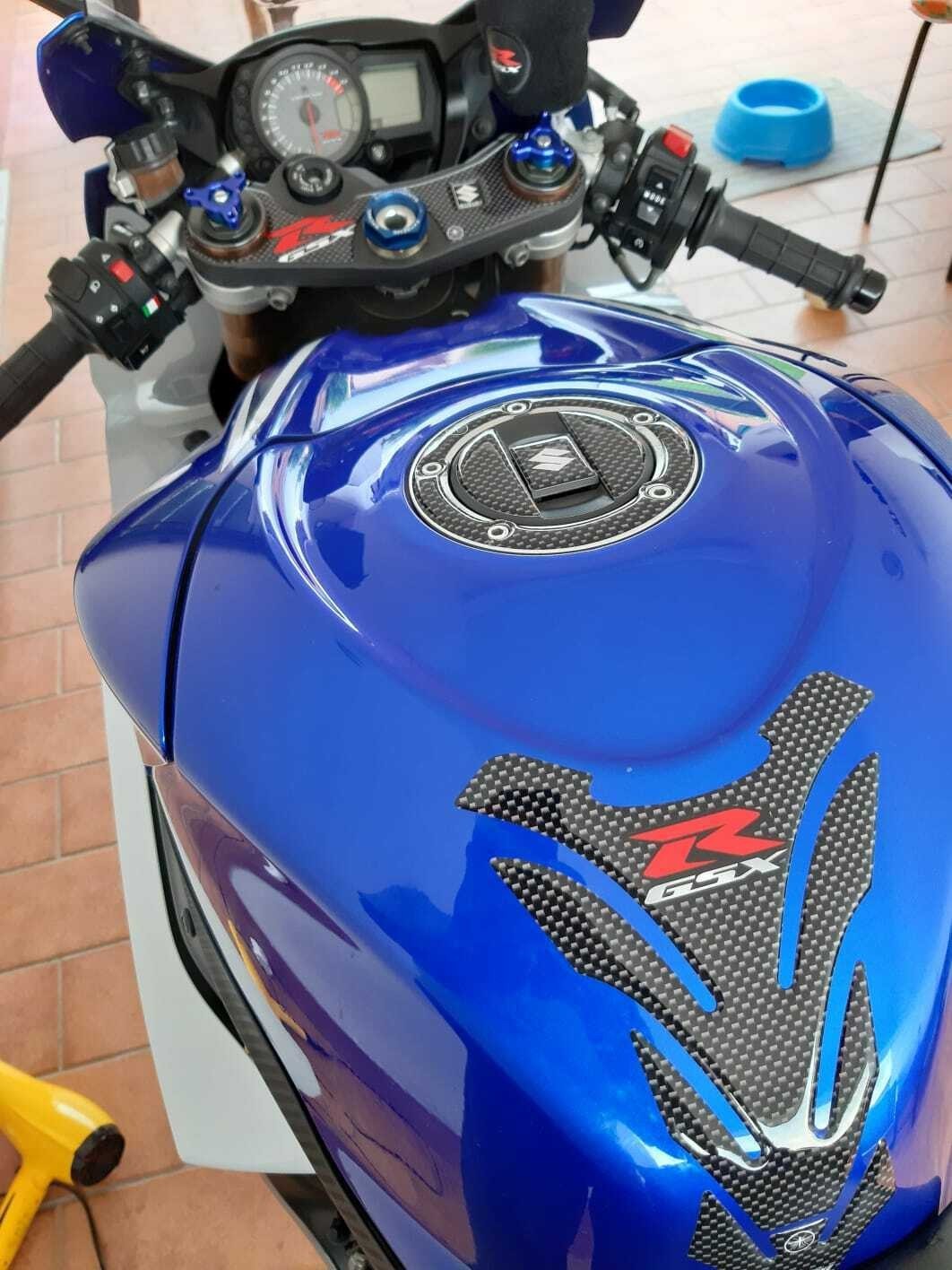 KIT ADESIVI 3D PROTEZIONI Compatibili Per MOTO SUZUKI Gsx-r 600 E 750 2006-2016 EUR 37,00 - IT