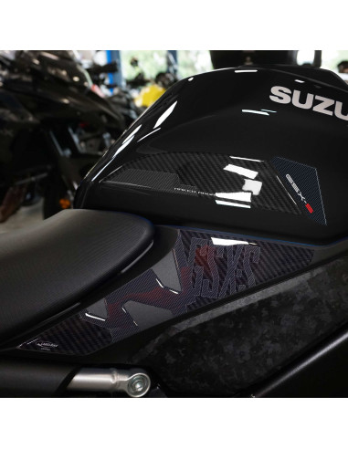 KIT D'AUTOCOLLANTS 3D PROTECTEUR DE RÉSERVOIR COMPATIBLE AVEC SUZUKI GSX-S 1000 2021-2023