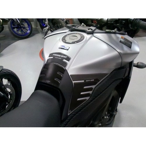                                             KIT RESIN GEL 3D PROTECTIVE ADHESIVES συμβατό για μοτοσικλέτες YAMAHA TRACER MT-09
                                          