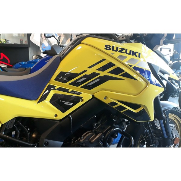 KIT COMPLETO ADHESIVOS 3D PARA MOTO COMPATIBLE SUZUKI V-STROM 1050 - AMARILLO