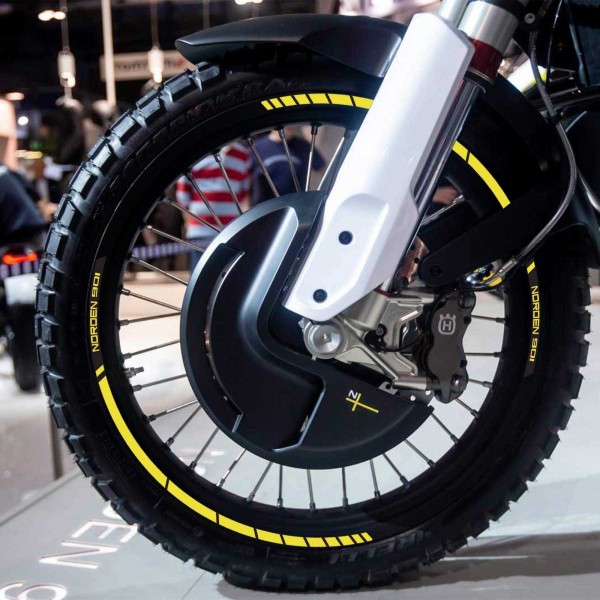 Husqvarna Norden 901 συμβατό σετ αυτοκόλλητων ζαντών μοτοσικλέτας