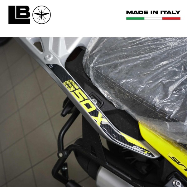 Stickers 3D Poignées passager compatibles avec QJ Motor SVT 650 X