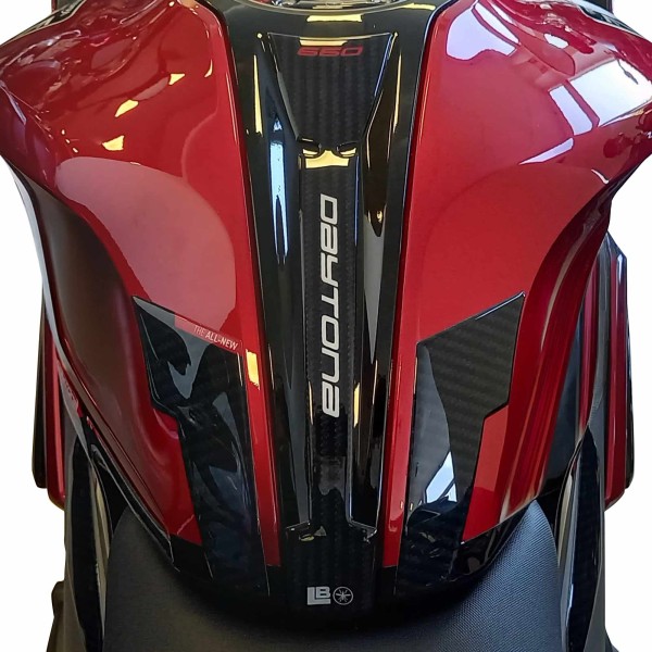 Αυτοκόλλητα 3D Tank Guard συμβατά με Triumph Daytona 660 2024