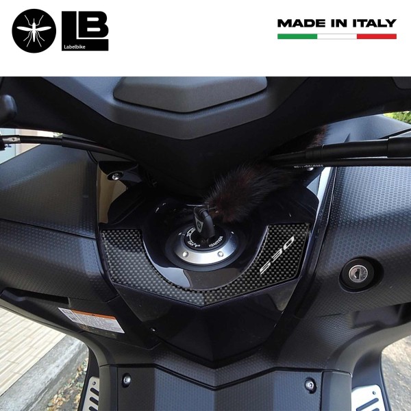 ADHESIVO 3D ERGAL compatible para SCOOTER YAMAHA TMAX 530 PROTECCIÓN ZONA LLAVE