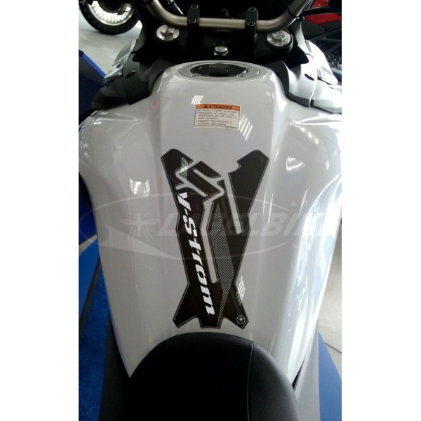 KIT 3 αυτοκόλλητα προστασίας φιάλης συμβατά με SUZUKI V-STROM 650 17-25 MOTO
