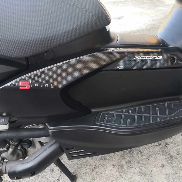 KIT BOOMERANG 3D ADHESIVES για Scooter XCITING 500 KYMCO-συμβατά ΠΡΟΣΤΑΤΕΥΤΙΚΑ