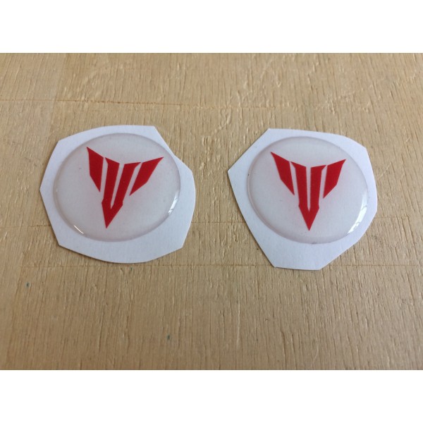 2 ADHESIVES 3D Round 25mm Συμβατό για YAMAHA MOTO MT-07 Διαφανές-κόκκινο