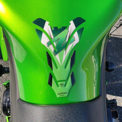                             ADHESIVE-STICKER PARASTER 3D συμβατό με KAWASAKI Z750 Z1000 Z 750-1000 Πράσινο
                          