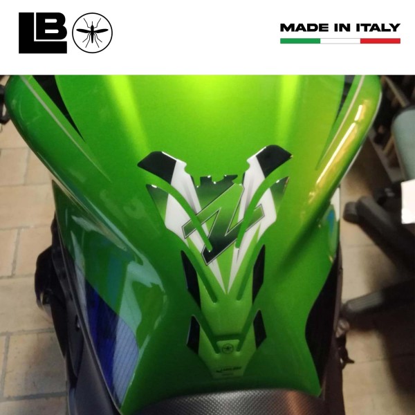 ADHESIVE-STICKER PARASTER 3D compatible KAWASAKI Z750 Z1000 Z 750-1000 Vert