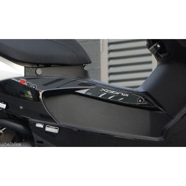 KIT BOOMERANG 3D ADHESIVES για Scooter XCITING 250 KYMCO-συμβατά ΠΡΟΣΤΑΤΕΥΤΙΚΑ