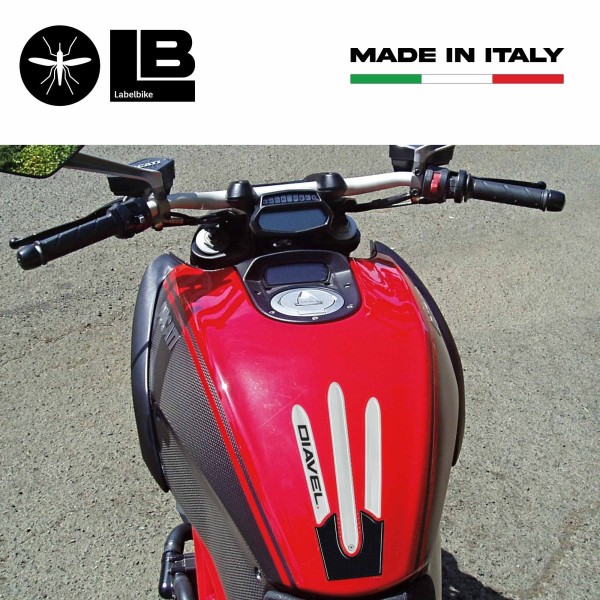 CARBON 3D RESIN ADHESIVE SURFACE συμβατό για MOTORCYCLE DUCATI DIAVEL Νέο