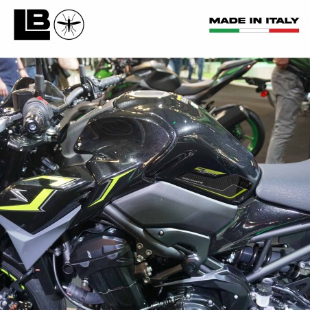 Stickers 3D Protections latérales de réservoir compatibles avec Kawasaki Z900 2018-2024