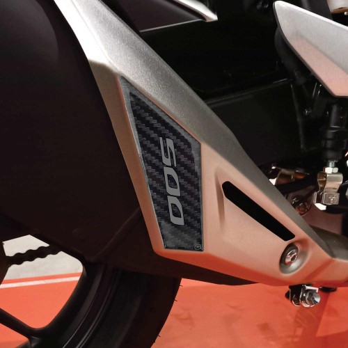 Selbstklebender Gel-3D-Motorrad-Auspuffschutz passend für Honda Hornet 500 2024