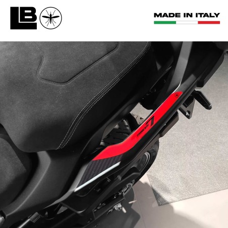 Adesivi Protezioni Maniglie Passeggero moto compatibili con Yamaha Tracer 7 2025