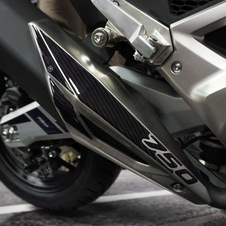Adesivo 3D Protezione Marmitta compatibile con Honda Forza 750 2021-2023