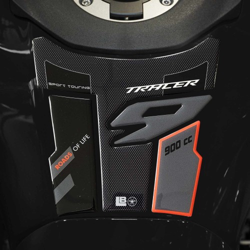                             Paraserbatoio Adesivo 3D Protezione moto compatibile con Yamaha Tracer 9 2025
                          