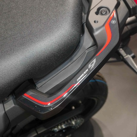Adesivi 3D Protezioni Maniglie Passeggero compatibili con Yamaha Tracer 9 2025