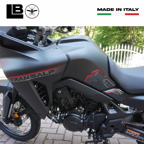 Adesivi protezioni laterali serbatoio moto compatibili con Honda Transalp 2023