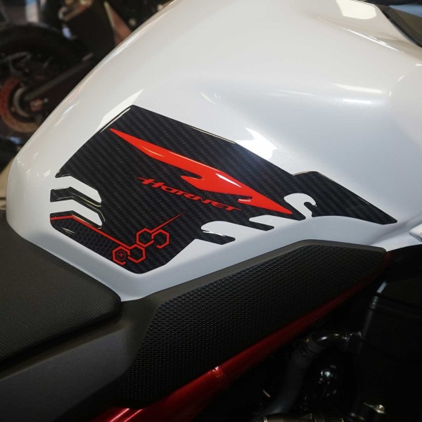 Adesivi 3D Protezioni laterali serbatoio moto compatibile con Honda Hornet 2023-2024