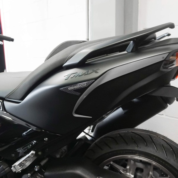 Autocollants 3D en résine pour la protection de la queue de scooter compatible avec Yamaha Tmax 2022-2025