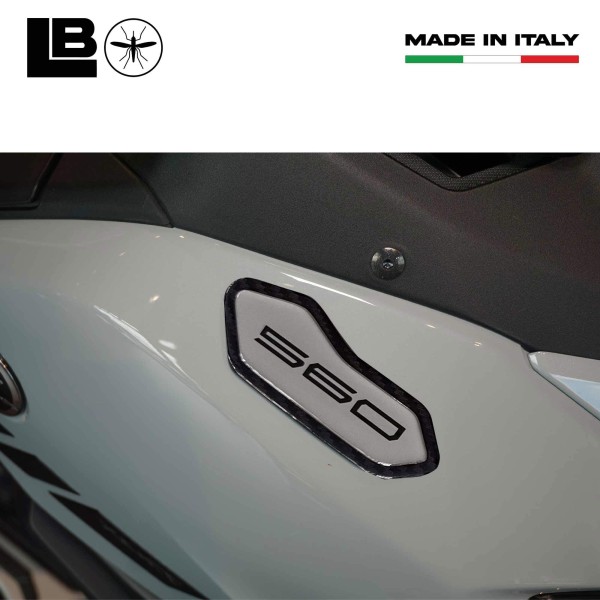 Adesivi Tappi Specchietti carene resinati 3D compatibili con Yamaha Tmax 2025