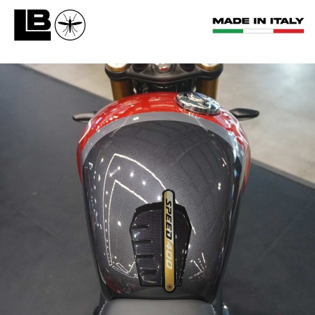 Adhesive 3D tank protector motorbike compatible with Triumph Speed 400