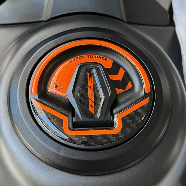 Tapon de deposito adhesivo 3D compatible con Ktm 390 enduro cross 2026