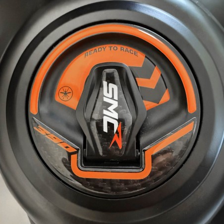 3D Klebe-Tankdeckelschutz kompatibel zu KTM 390 SMC R 2025-2026