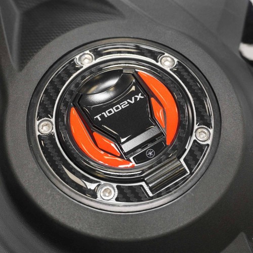                             Protection 3D adhésive pour bouchon de réservoir compatible avec Morbidelli T1002VX 2025
                          