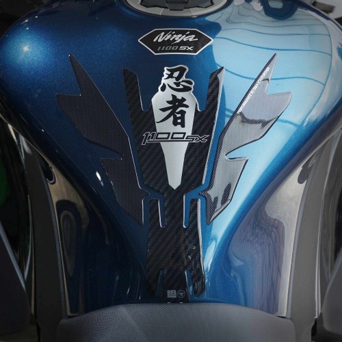                             Protector de depósito 3D adhesivo para moto compatible con Kawasaki Ninja 1100SX
                          