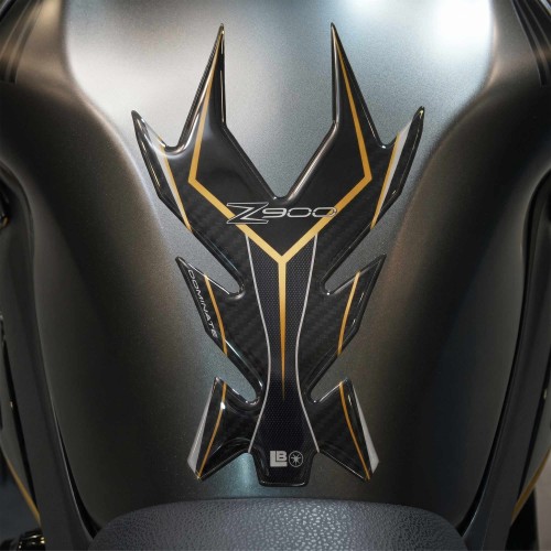                             Protège réservoir adhésif 3D compatible avec Kawasaki Z900 2026
                          