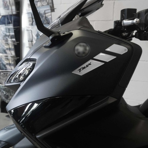                             Pegatinas de gel de resina 3D protector de esquinas compatible con Yamaha Tmax 2022
                          