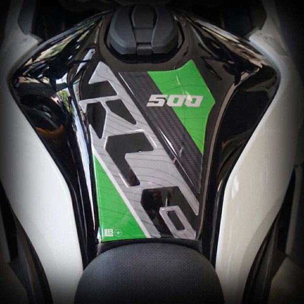 Paraserbatoio Adesivo Protezione moto compatibile con Kawasaki KLE500 2026