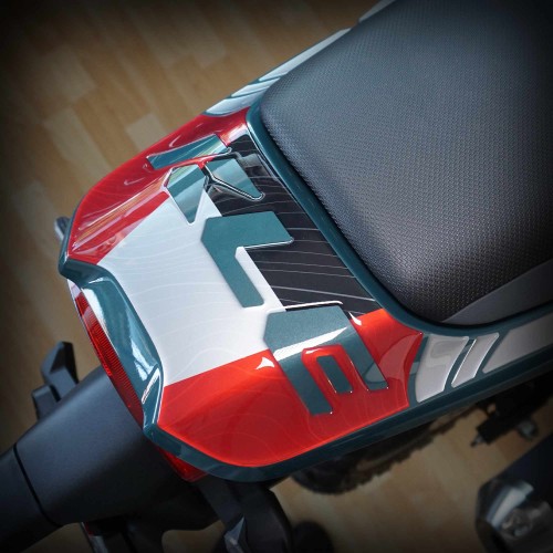                             Adhesivo 3D de protección para el colín de la moto, compatible con la Kawasaki KLE500 2026
                          
