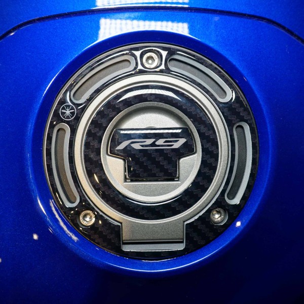 3D Fuel Cap Protector Sticker, compatible with the Yamaha R9 2025–2026